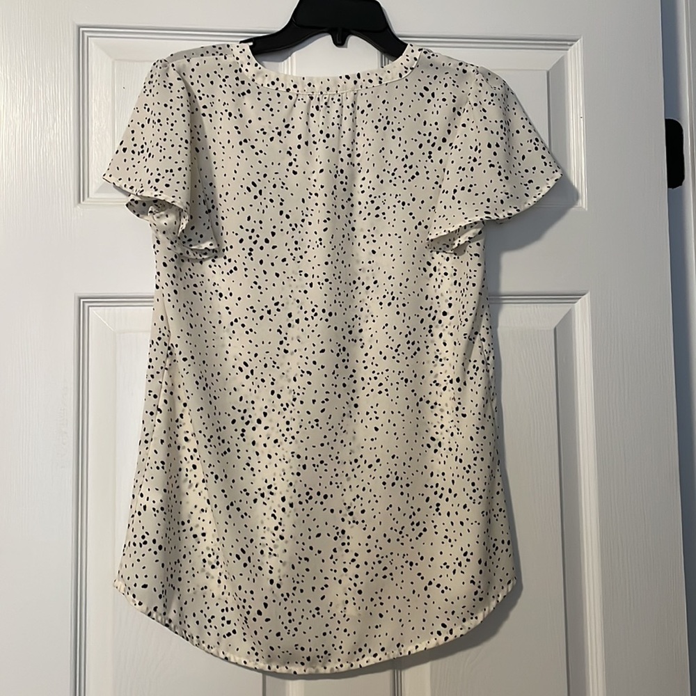 Dotted blouse - Picture 2 of 3